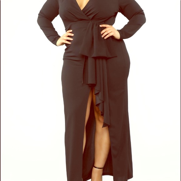 2 sexy dresses - Picture 1 of 2